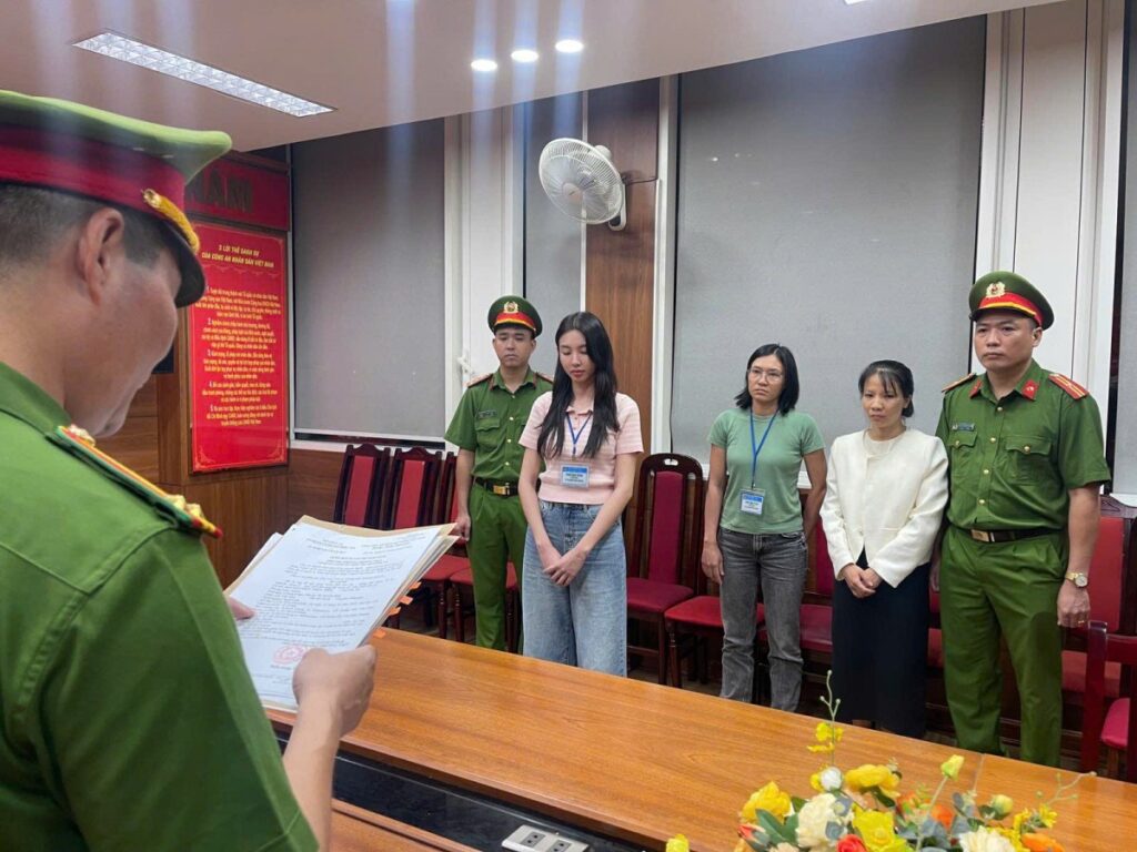 Hoa Hậu Thùy Tiên Bị Bắt Do Nhận 7 Tỷ Từ Bán Hàng Giả?