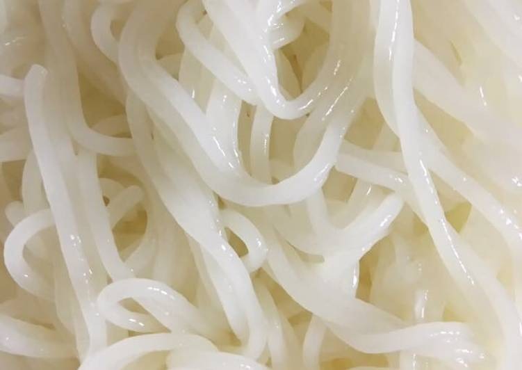 Bún và miến có thể chứa chất tẩy trắng gây hại Bún và miến có thể chứa chất tẩy trắng gây hại