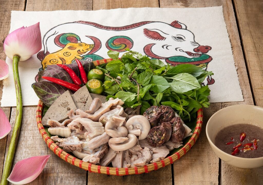 Món lòng lợn – Nội tạng động vật phổ biến trong bữa ăn Việt