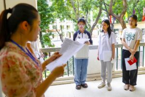 Tâm lý học sinh sau khi biết kết quả điểm chuẩn lớp 10