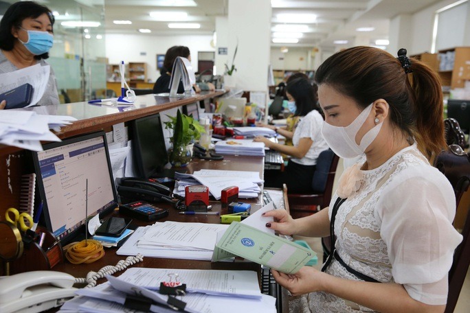 Tăng lương công chức và viên chức 2026 ảnh hưởng tích cực đến đời sống gia đình nhỏ