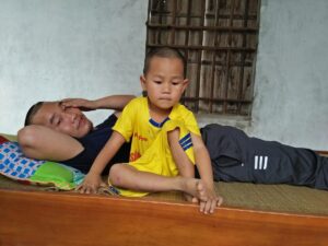 Chính sách mới: Giảm 50% học phí cho con em người bị tai nạn lao động